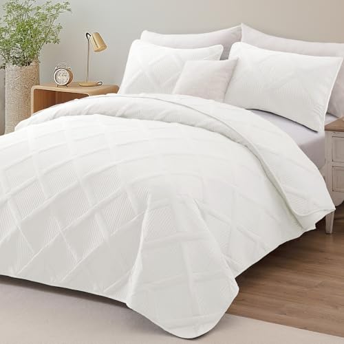 41 5xryivzl.jpg Exclusivo Cal King Size Modern Striped Quilt Set for Summer, 3 Pieces Lightweight White Bedding, Soft Quilts Coverlets A