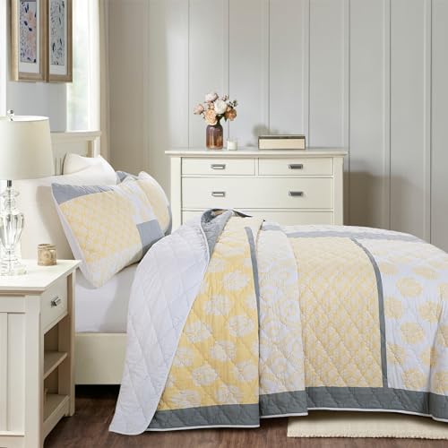 418xa1xvlxl 2.jpg HOMBYS Oversized King Plaid Bedspread, All Season Checkered Quilted Coverlet Set for Home Decor (Alaska King 132"x120