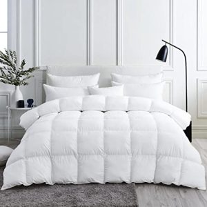 Luxurious Medium Weight All-Season King Size Goose Down Comforter, White