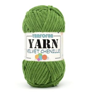 Pine Green Fluffy Velvet Chenille Yarn for Crocheting and Knitting Beginners 50g Pine Green Soft Thick Velvet Chenille Y