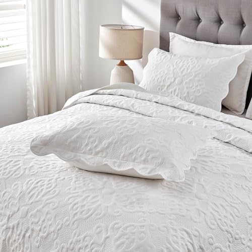 41tocups5l 1.jpg Extra Wide Oversized King Bedspreads for Tall King and California King Beds in White | Lightweight 3 Piece Quilted C