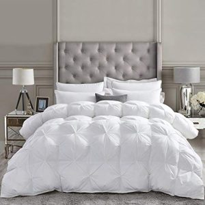 Luxurious All-Season Goose Down Feather Fiber Comforter for Twin Bed, Exquisite Pinch Pleat Design, 100% Egyptian Cotton