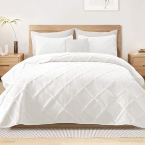 Exclusivo Cal King Size Summer Lightweight White Quilt Set for All Seasons Modern Striped Pattern Oversized Bedding Set