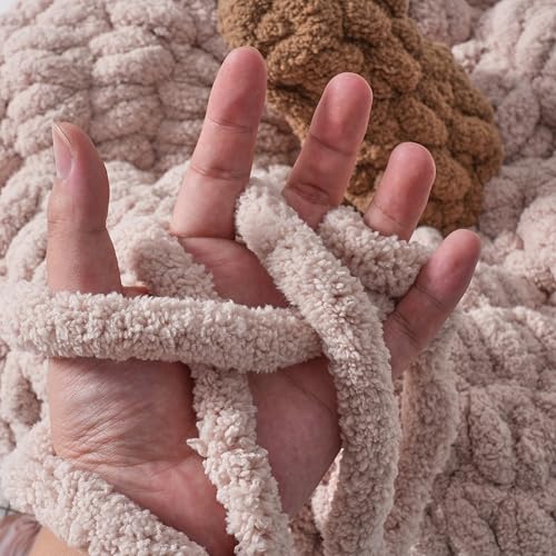 519kw esdel.jpg Catherine Chunky Chenille Yarn 6 Pack Ivory 7 Jumbo Gauge 31.7 Yards Each Skein 8 oz