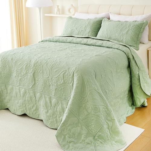 51f swkn02l.jpg EVENHUG Oversized King Quilt California King Size Lightweight Bedding Set for All Seasons (Sage Green 120"x128") EVENH