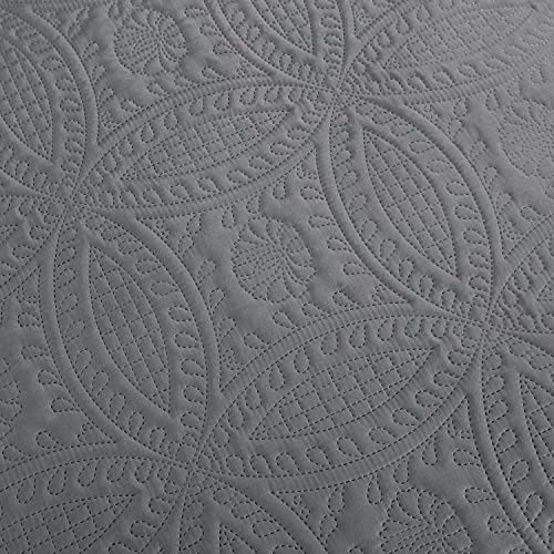 51dbcxdk6l 2.jpg HOMBYS Oversized King Bedspreads Soft, Durable & Breathable Coverlet for All Seasons, 122"x138", 3 PCS (Grey) HOMBYS E