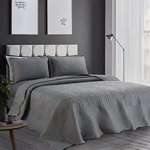 HOMBYS Oversized King Bedspreads 122"x138" for All Seasons | HOMBYS Extra Wide & Lightweight Bedding Set for Men & W