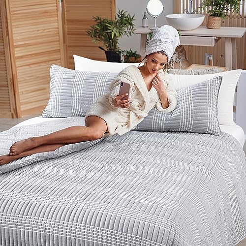 61sjfs8q6cl.jpg HOMBYS Lightweight Plaid Bedspread Coverlet Set, All Season Bohemian Home Bedding Decor, Grey HOMBYS 132x120 Seersucke